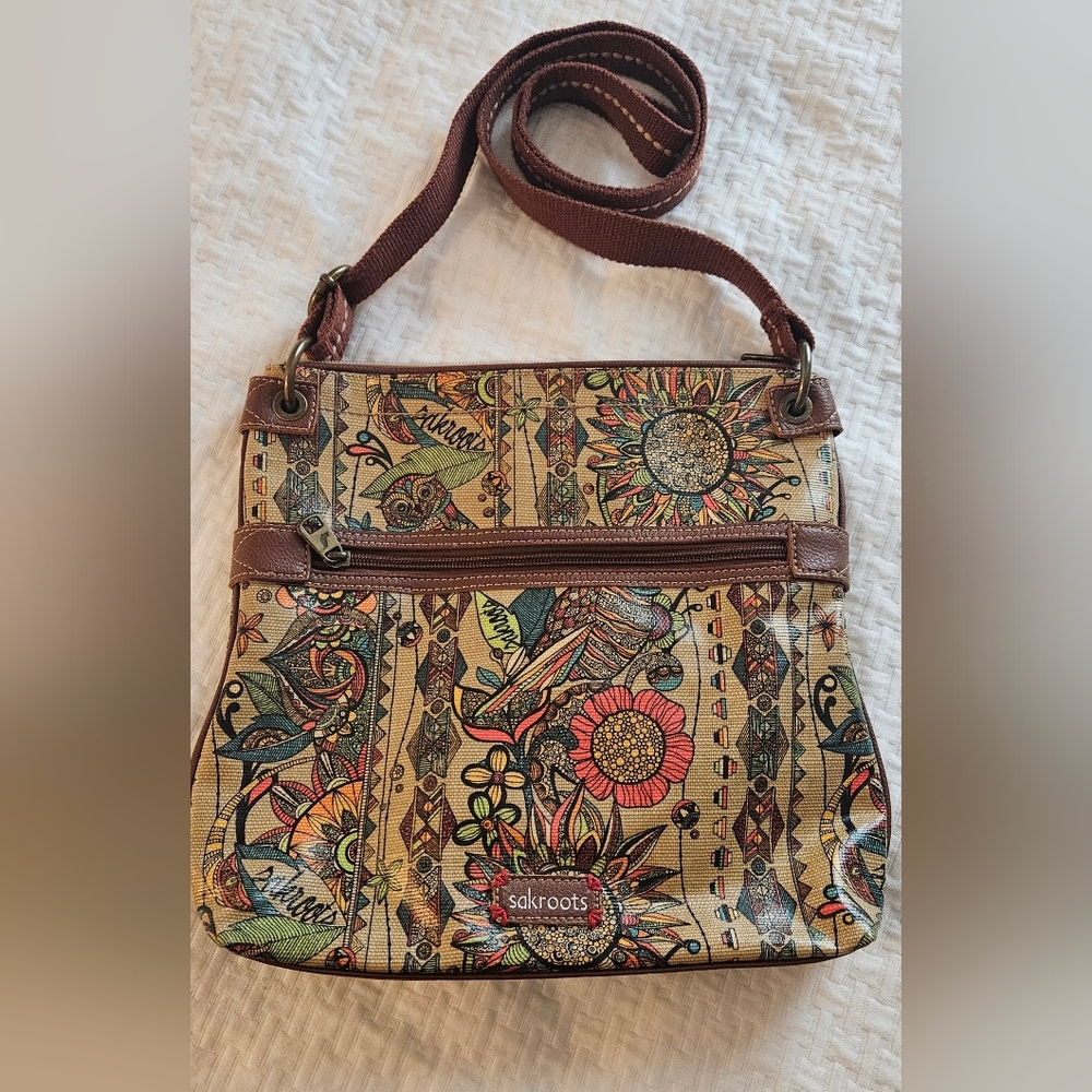 Sakroots Artist Circle Owl Crossbody